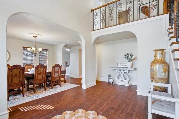 a view of a livingroom and dining room