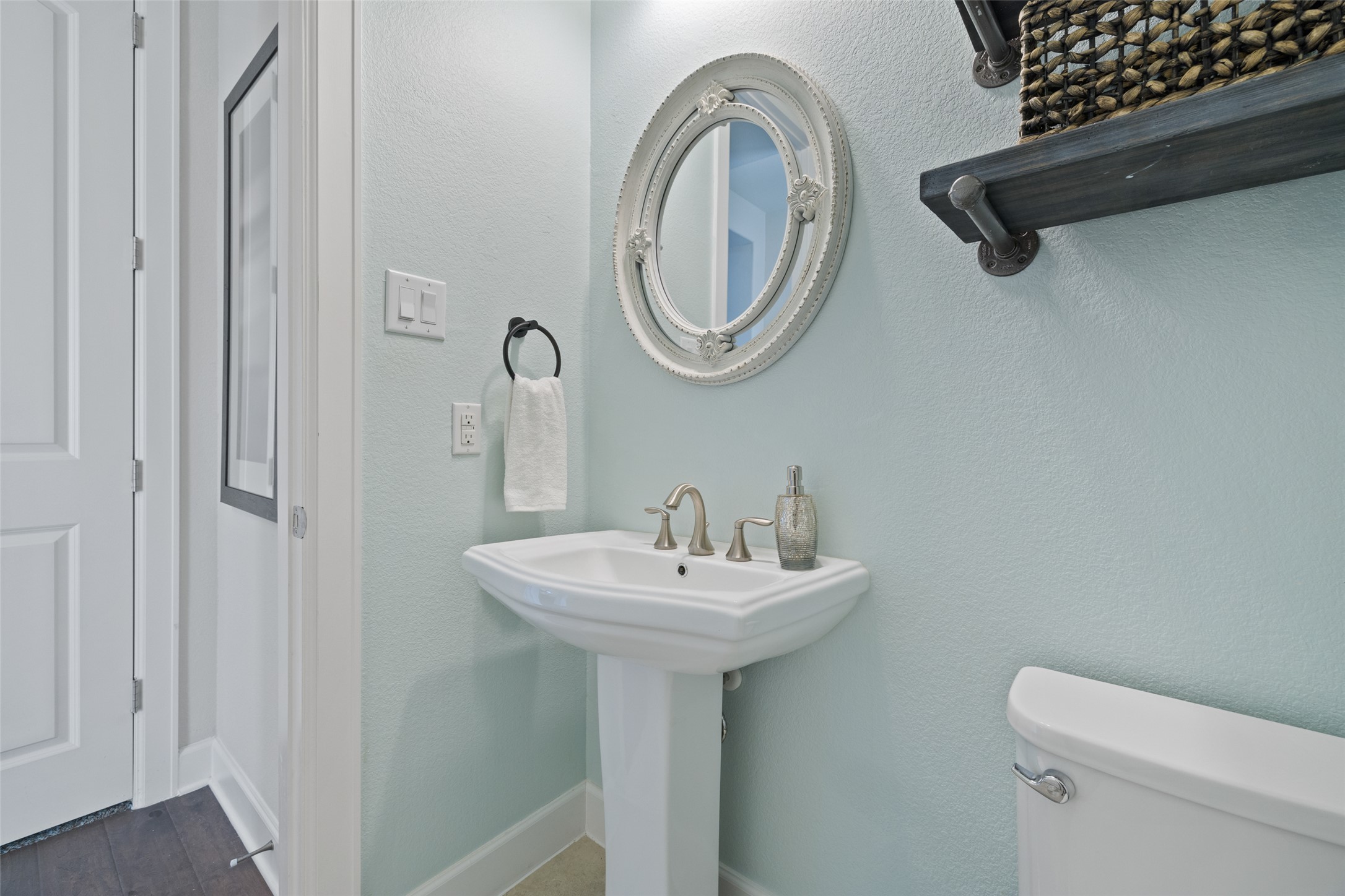 3020 Columbus Loop Round Rock, TX 78665 - Photo 6 of 40 Half bath on level 1