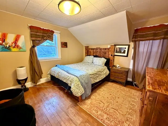 $4,200 | 157 Riverview Avenue, Unit FURNISHED, Waltham, MA 02453