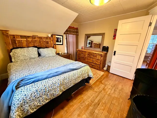 $4,200 | 157 Riverview Avenue, Unit FURNISHED, Waltham, MA 02453