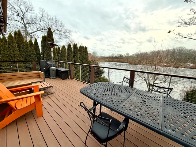 $4,200 | 157 Riverview Avenue, Unit FURNISHED, Waltham, MA 02453