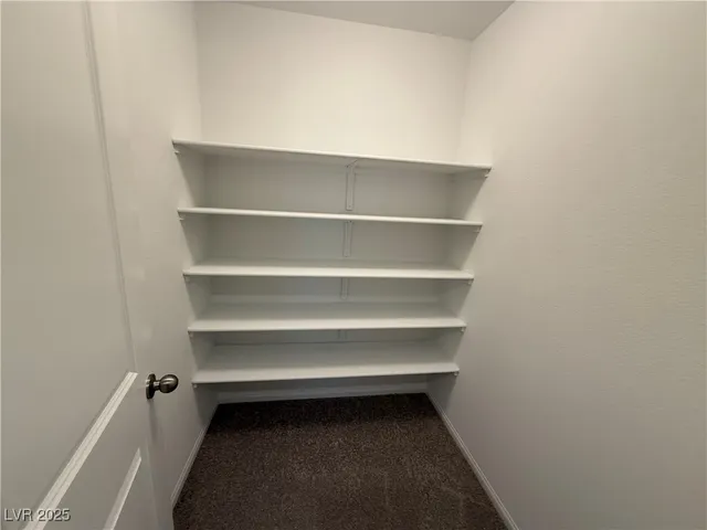 $2,400 | 5943 Swift Lariat Street, Las Vegas, NV 89113