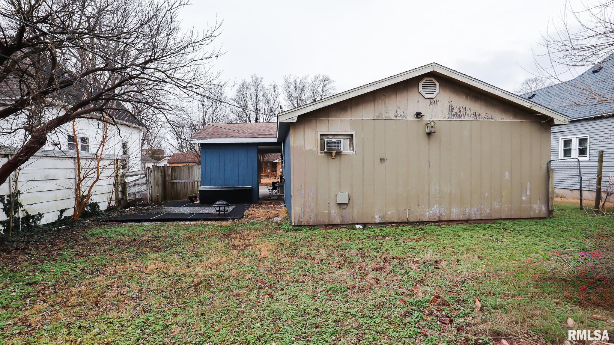 408 North 12th Street Herrin, IL 62948 - Photo 3 of 15