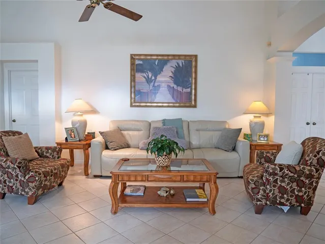 $418,500 | 4054 Caddie Drive East, Bradenton, FL 34203