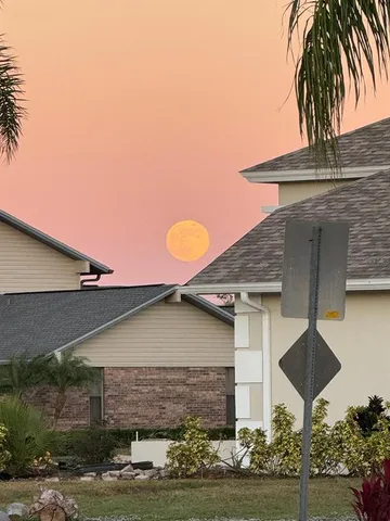 $418,500 | 4054 Caddie Drive East, Bradenton, FL 34203