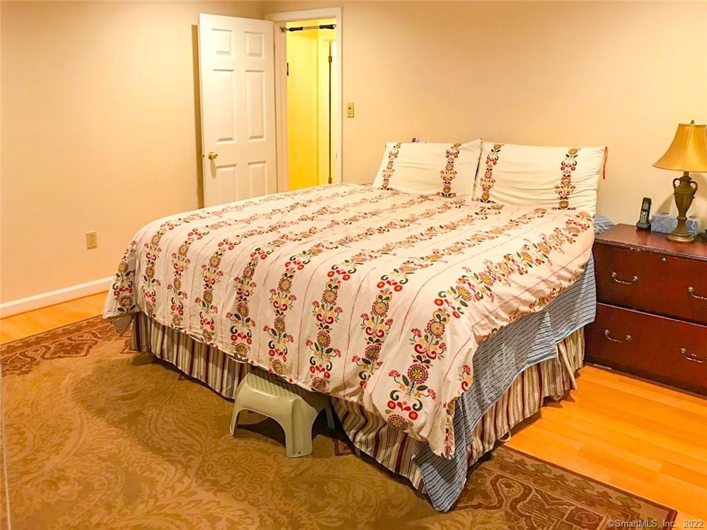 431 Glenbrook Road, Unit 3 Stamford, CT 06906 - Photo 30 of 33