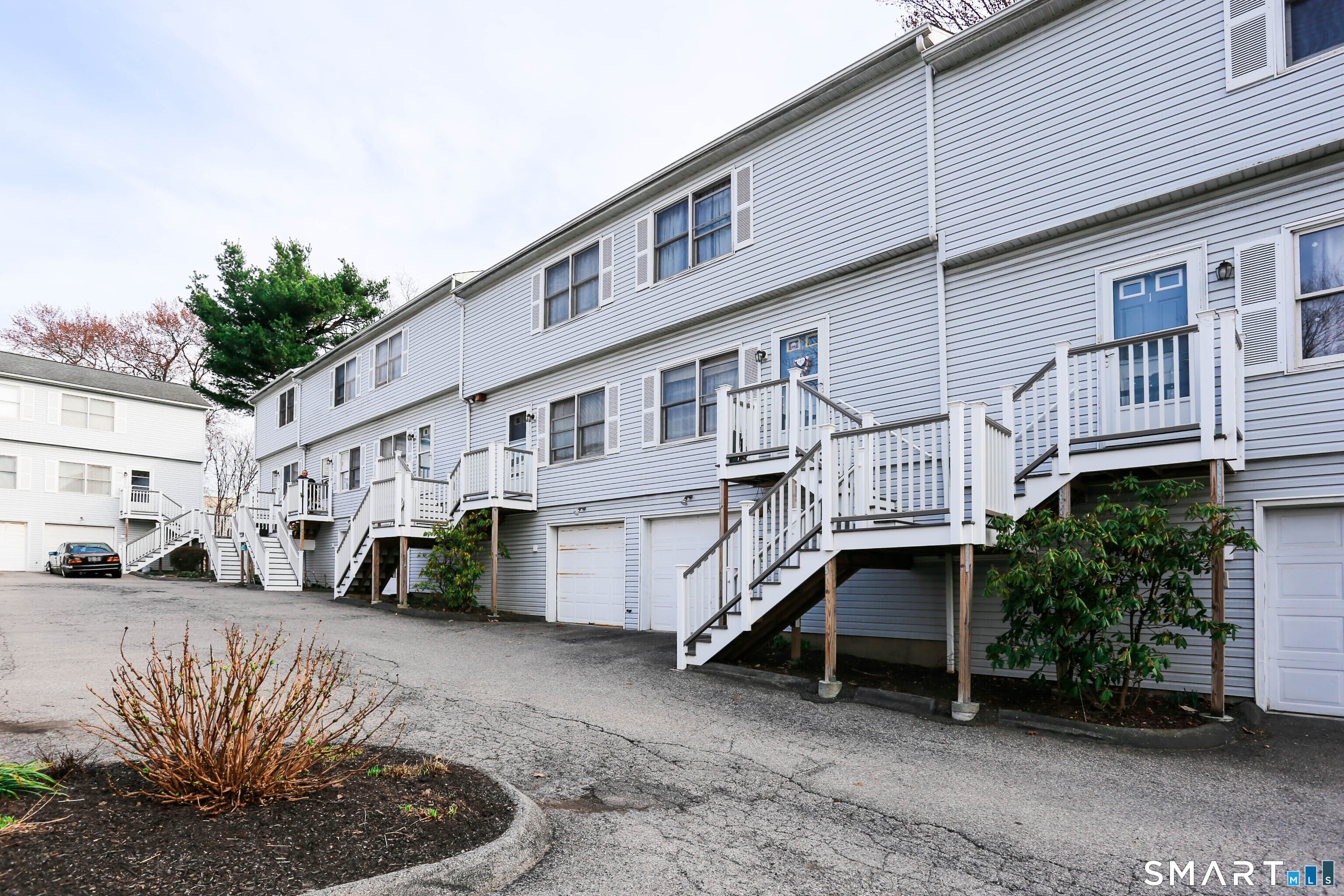 431 Glenbrook Road, Unit 3 Stamford, CT 06906 - Photo 33 of 33