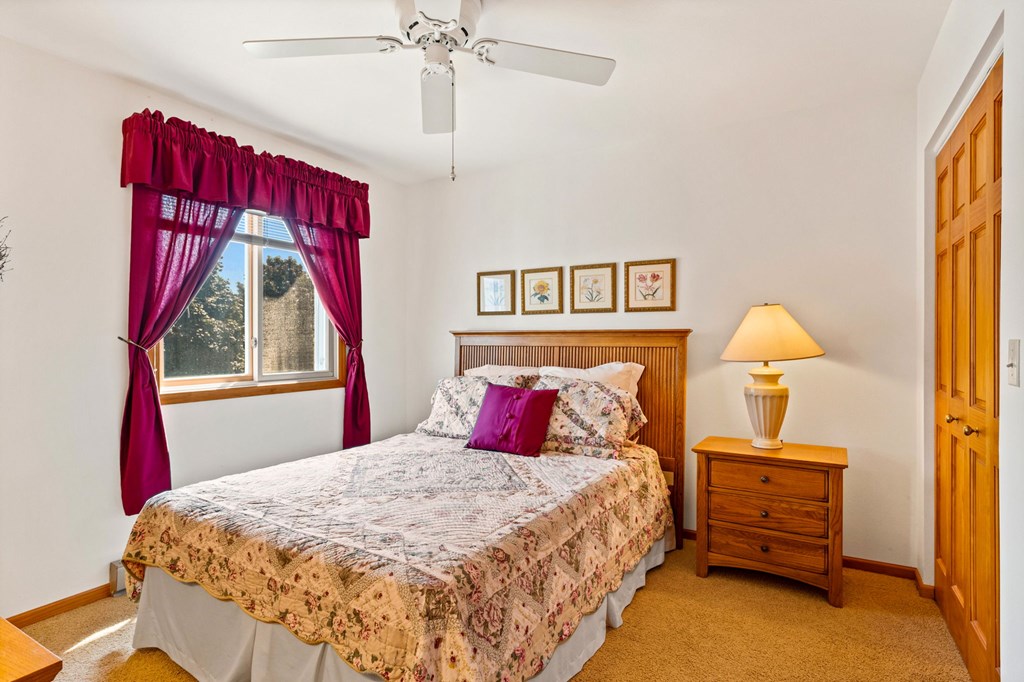 7569 Sunrise Ridge Lane, Unit E2 Egg Harbor, WI 54209 - Photo 9 of 32