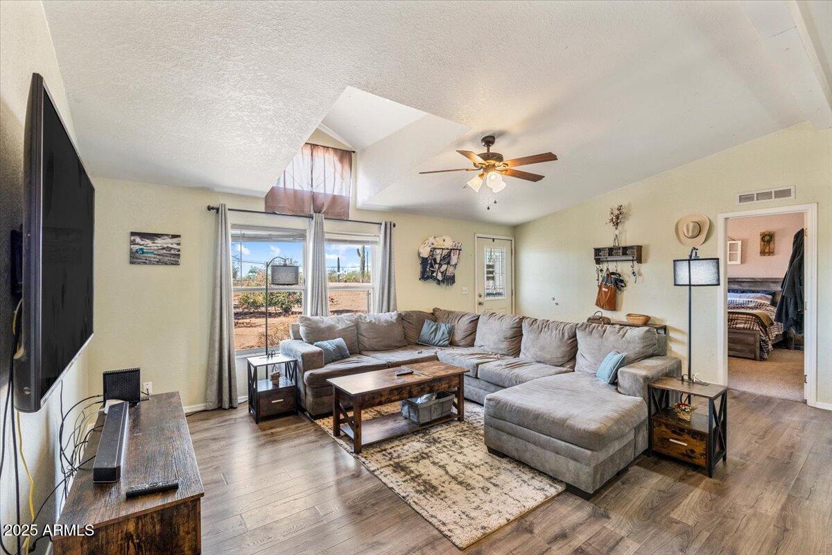 1926 East Junction Street Apache Junction, AZ 85119 - Photo 16 of 45 15-IMG_0111