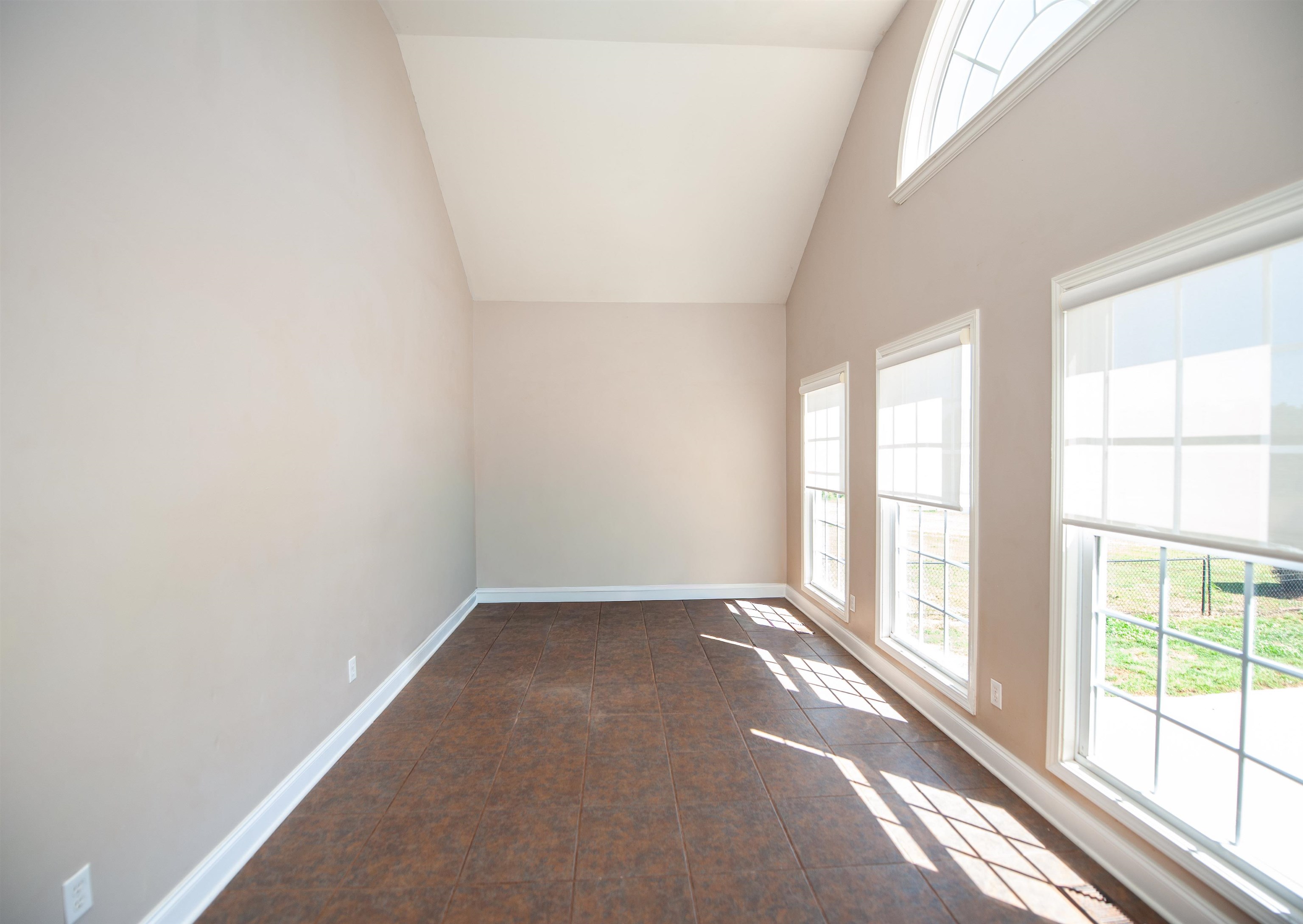 450 Meadow Road Inman, SC 29349 - Photo 16 of 38