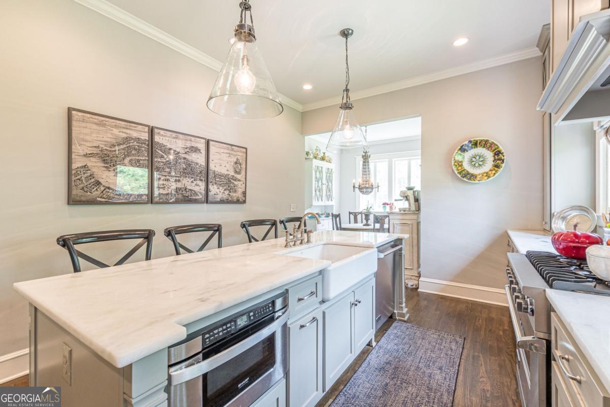 1878 Cambridge Avenue Atlanta, GA 30337 - Photo 22 of 84