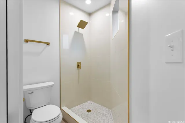 $1,500 | 1861 Kapiolani Boulevard, Unit E, Honolulu, HI 96826