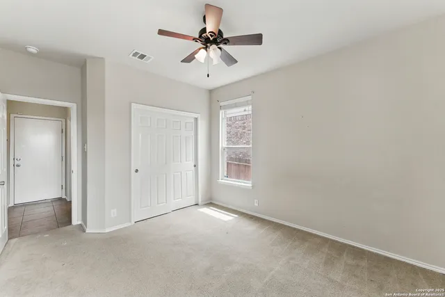 $399,999 | 229 Kensington Drive, Cibolo, TX 78108