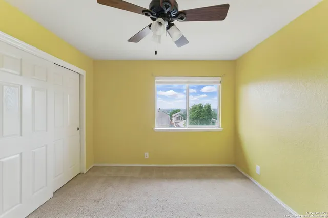 $399,999 | 229 Kensington Drive, Cibolo, TX 78108