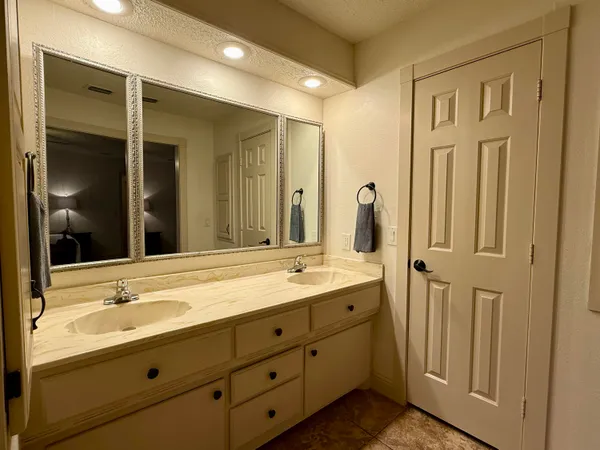$349,000 | 5607 80th Street, Lubbock, TX 79424