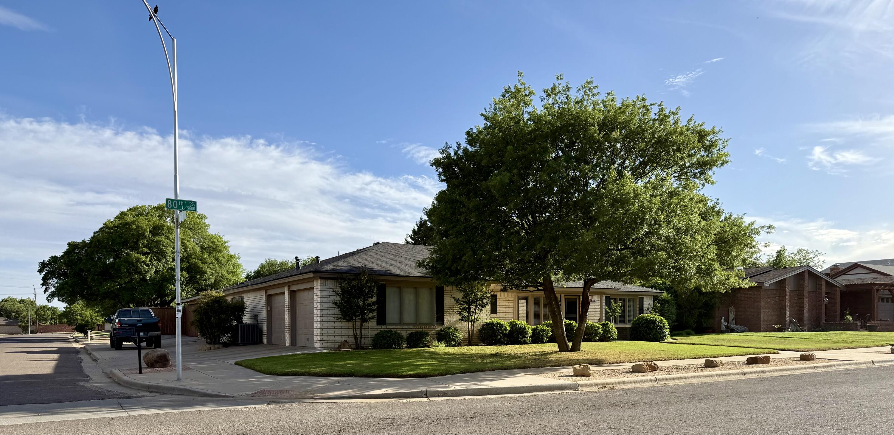 5607 80th Street Lubbock, TX 79424 - Photo 2 of 36 IMG_6427