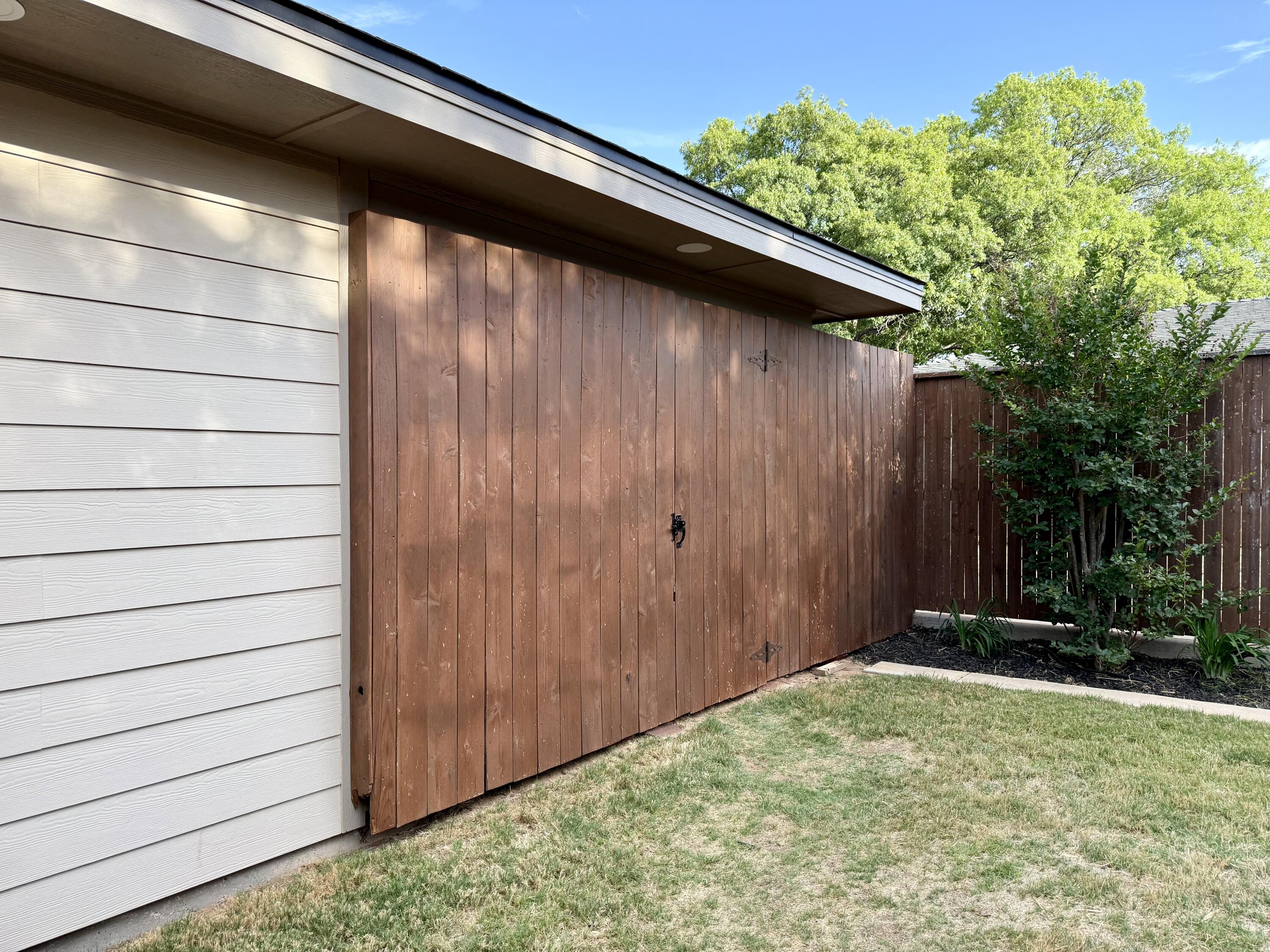 5607 80th Street Lubbock, TX 79424 - Photo 32 of 36 IMG_6463