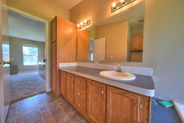 $375,000 | 9775 Creekside Drive, Coulterville, CA 95311