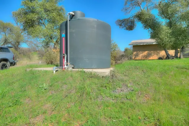 $375,000 | 9775 Creekside Drive, Coulterville, CA 95311