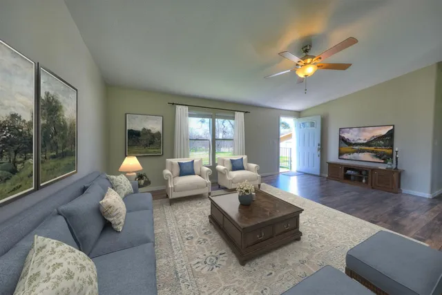 $375,000 | 9775 Creekside Drive, Coulterville, CA 95311