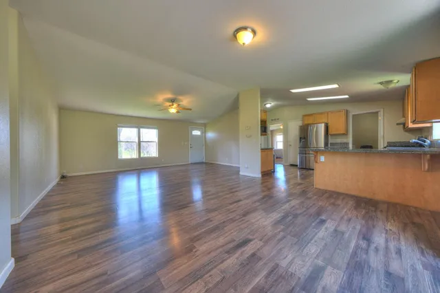 $375,000 | 9775 Creekside Drive, Coulterville, CA 95311