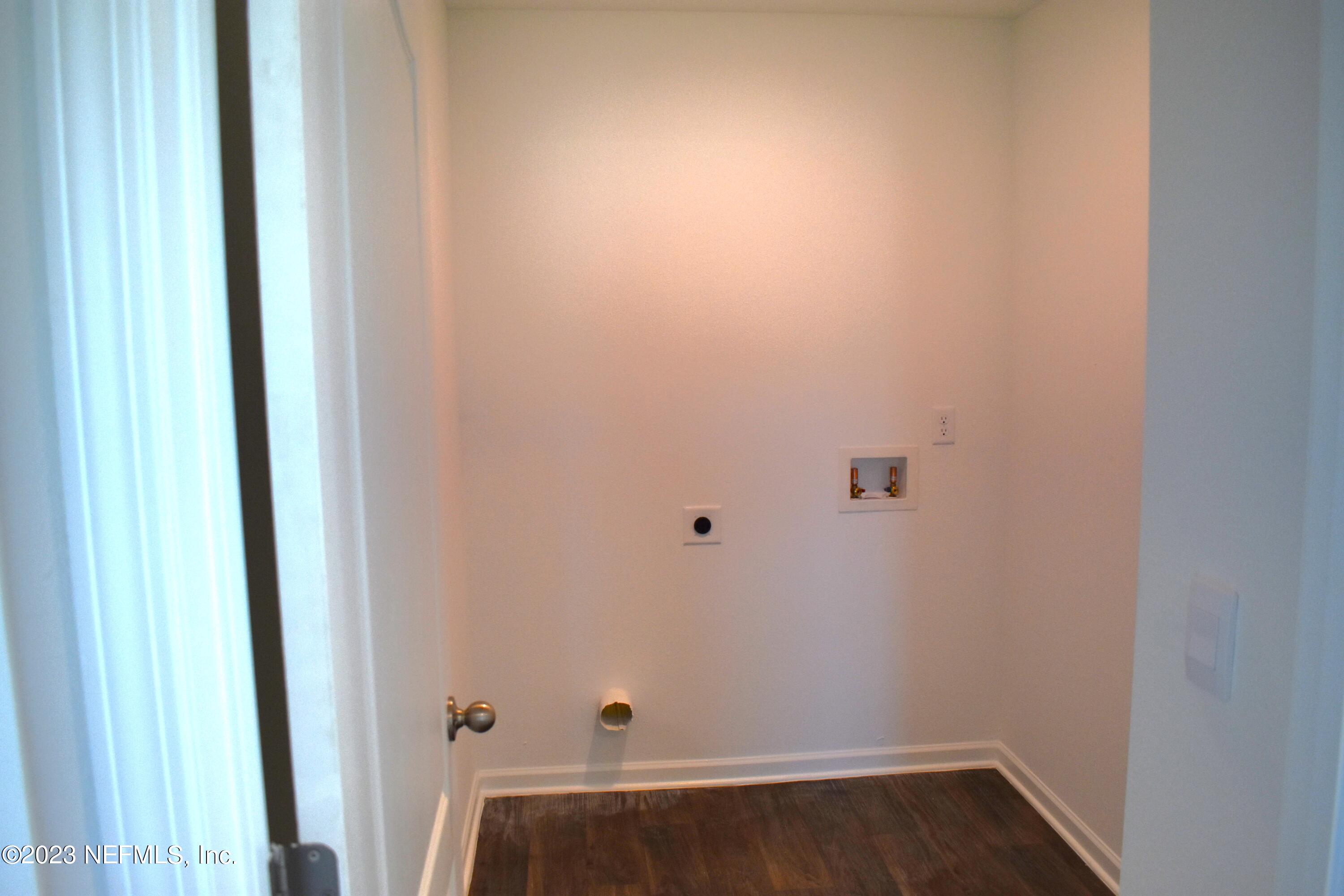 12817 Cacao Tree Trail Jacksonville, FL 32218 - Photo 15 of 41 a view of a small space