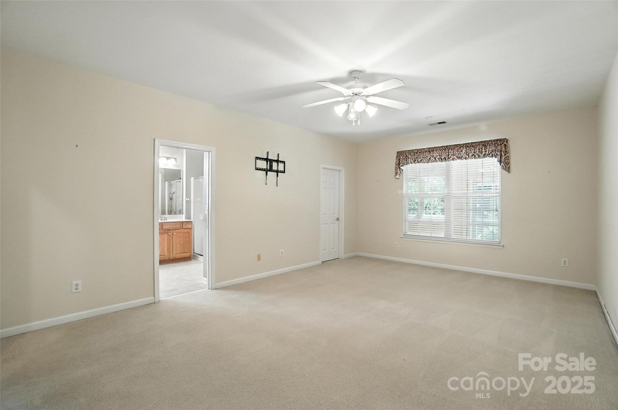 406 Garnet Court Fort Mill, SC 29708 - Photo 33 of 48 Gallery Image 33