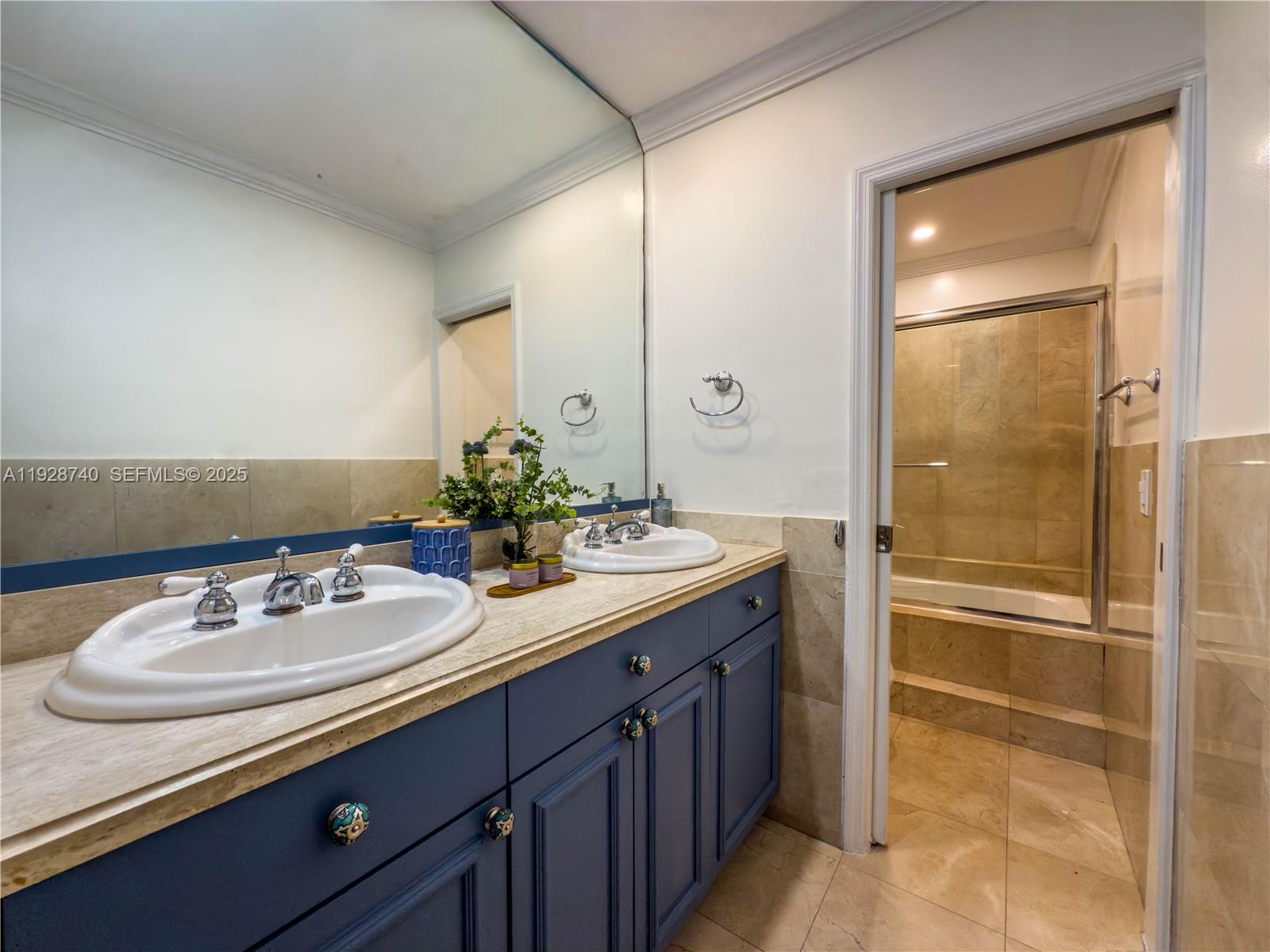 730 Southwest 80th Street Miami, FL 33143 - Photo 21 of 45