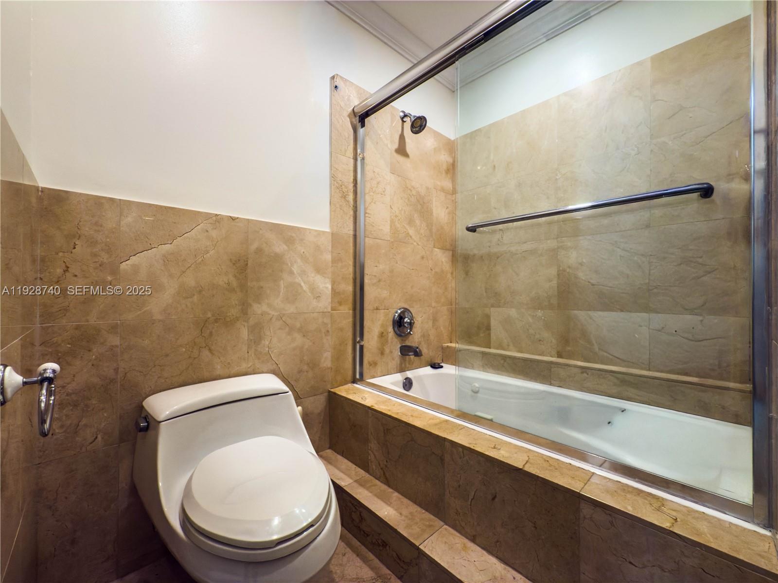 730 Southwest 80th Street Miami, FL 33143 - Photo 22 of 45