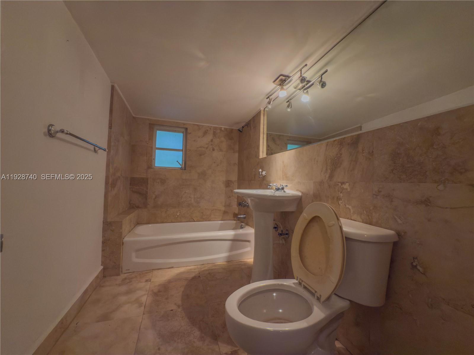 730 Southwest 80th Street Miami, FL 33143 - Photo 35 of 45 Cottage