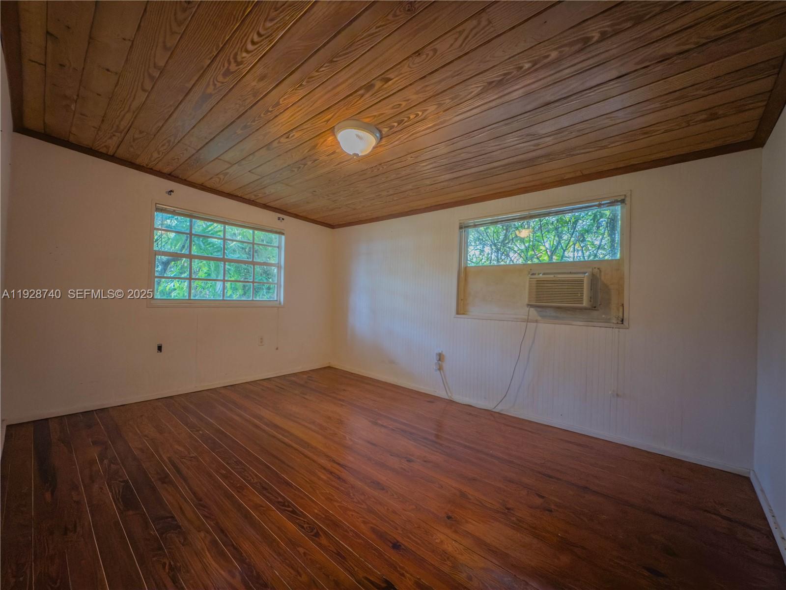 730 Southwest 80th Street Miami, FL 33143 - Photo 36 of 45 Cottage bed 2