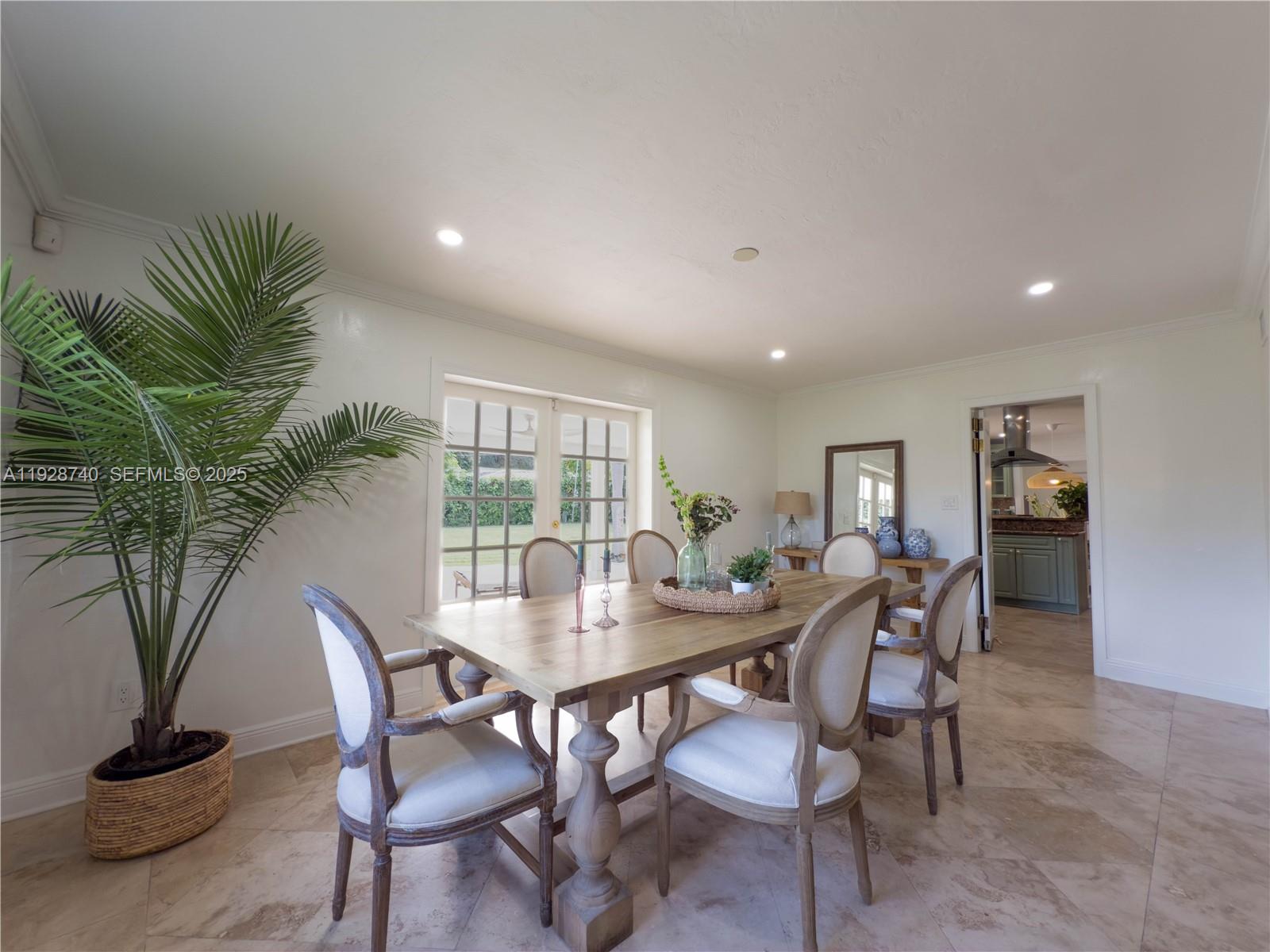 730 Southwest 80th Street Miami, FL 33143 - Photo 5 of 45