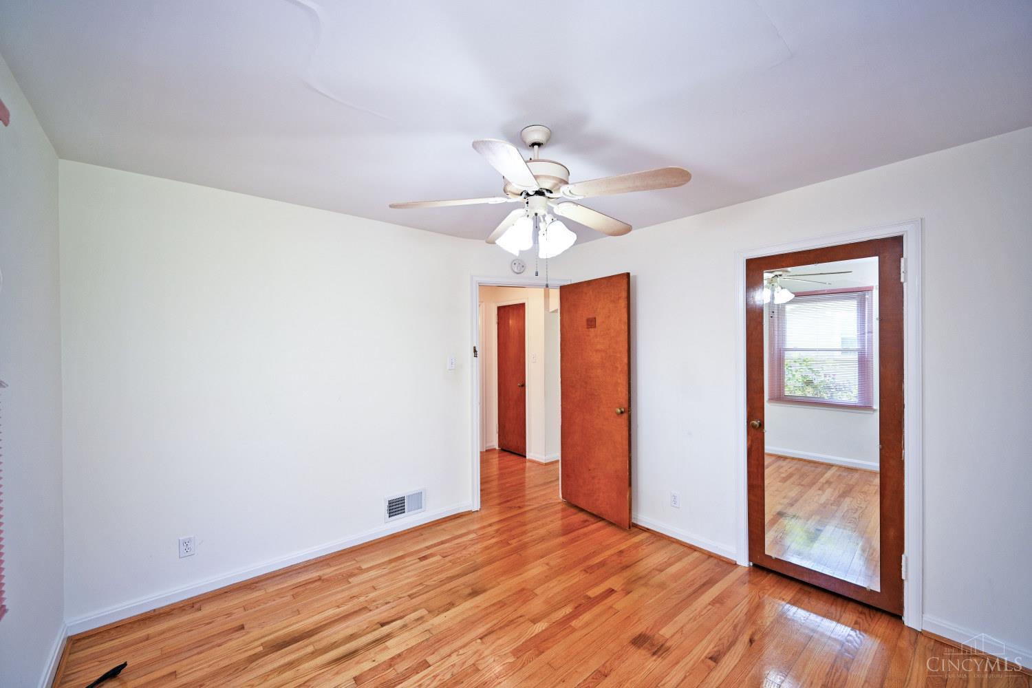 8240 Camargo Road Madeira, OH 45243 - Photo 20 of 33 Gallery Image 20