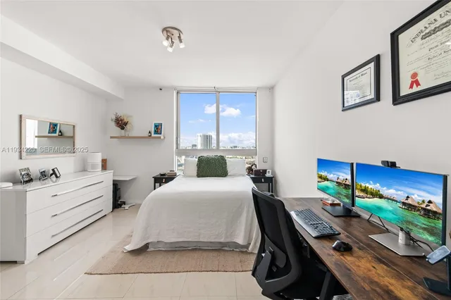 $409,000 | 90 Southwest 3rd Street, Unit 2109, Miami, FL 33130