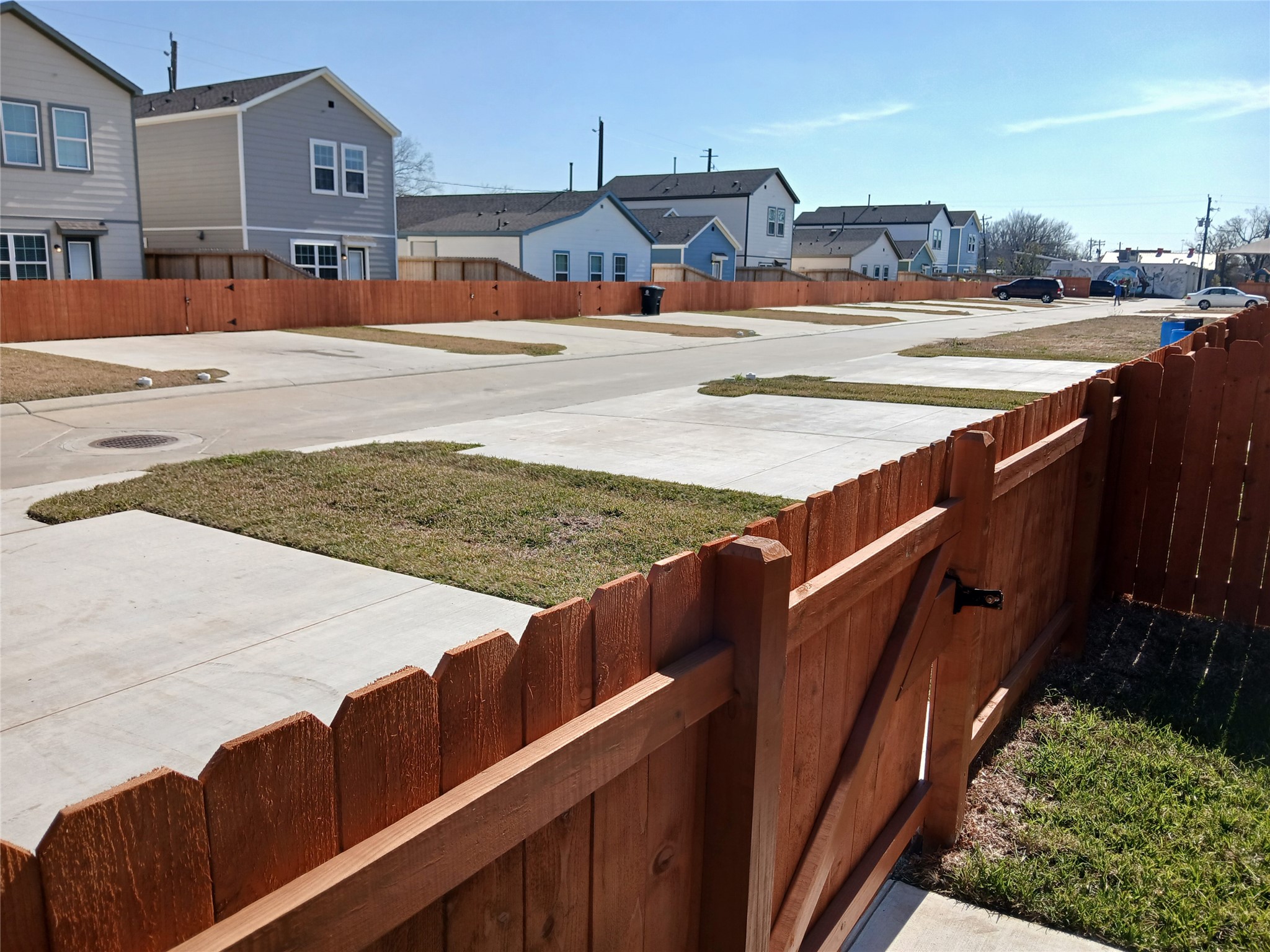 6403 Paris Street Houston, TX 77021 - Photo 16 of 16 a view of city from the balcony