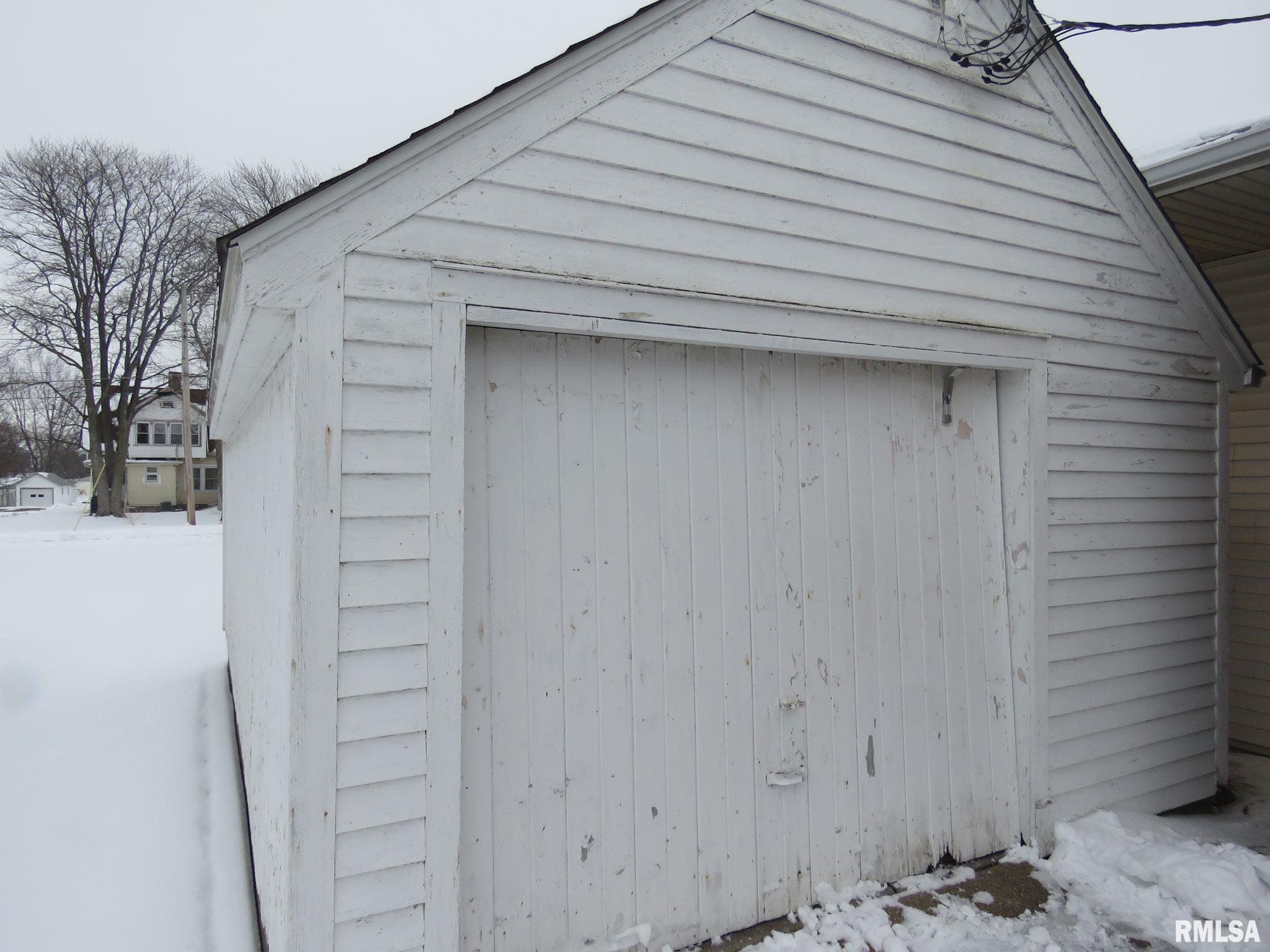 202 North State Street Atkinson, IL 61235 - Photo 20 of 23 Gallery Image 20