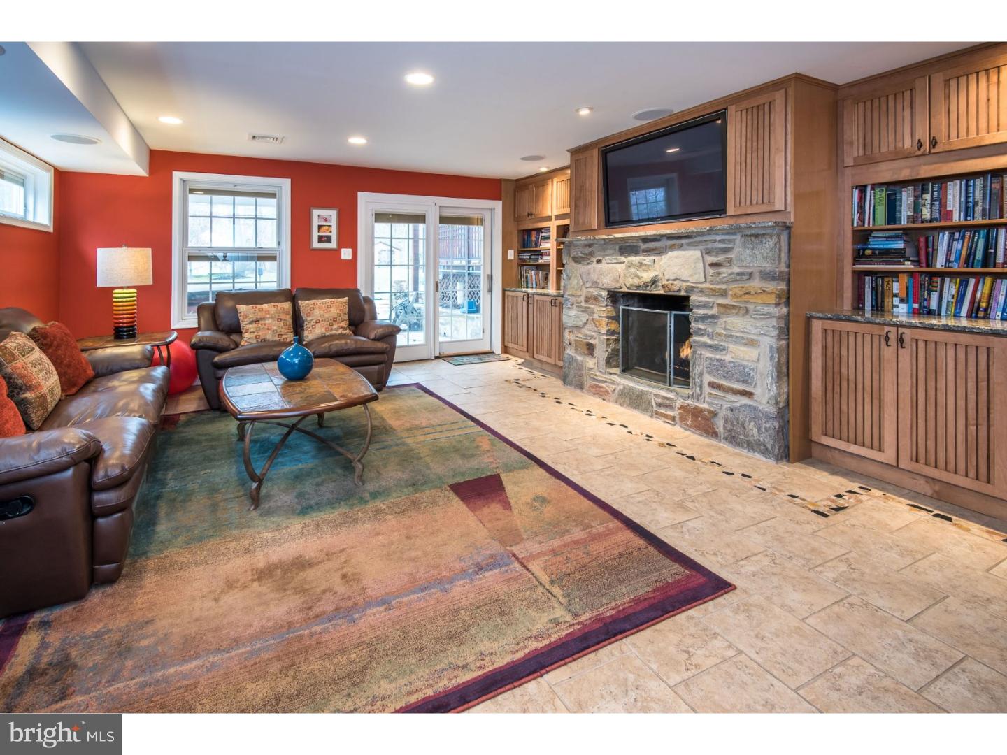 426 Newbold Road Jenkintown, PA 19046 - Photo 7 of 25 Family Room