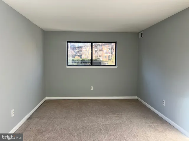 $2,200 | 7368 Lee Highway, Unit 68/104, Falls Church, VA 22046