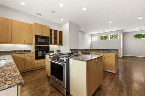 $710,000 | 3925 Gilbert Avenue, Unit C, Dallas, TX 75219