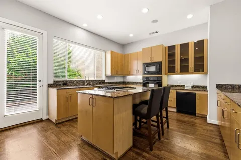 $710,000 | 3925 Gilbert Avenue, Unit C, Dallas, TX 75219