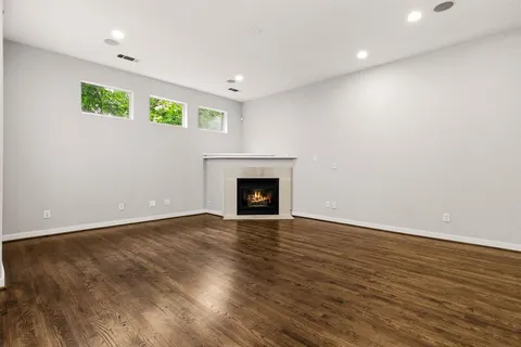 $710,000 | 3925 Gilbert Avenue, Unit C, Dallas, TX 75219