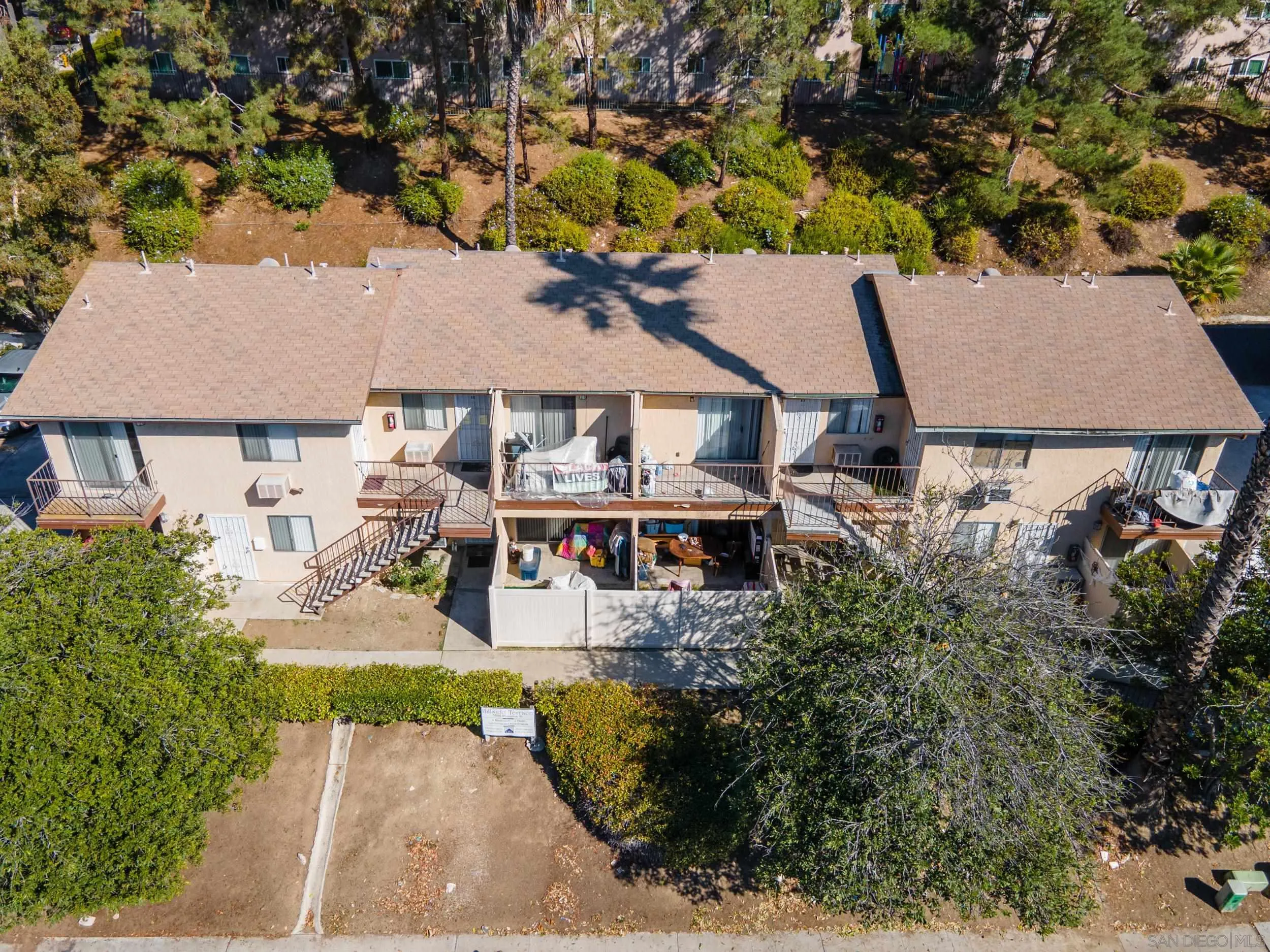 1605 Presioca Street Spring Valley, CA 91977 - Photo 7 of 19 Gallery Image 7