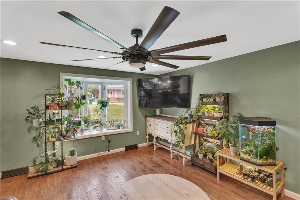 429 West 3rd Street Derry, PA 15627 - Photo 8 of 30