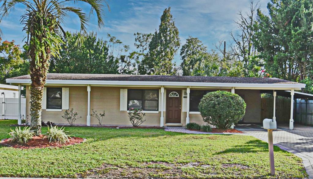 2148 Ridge Drive Winter Park, FL 32792 - Photo 33 of 33 front view of a house with a yard