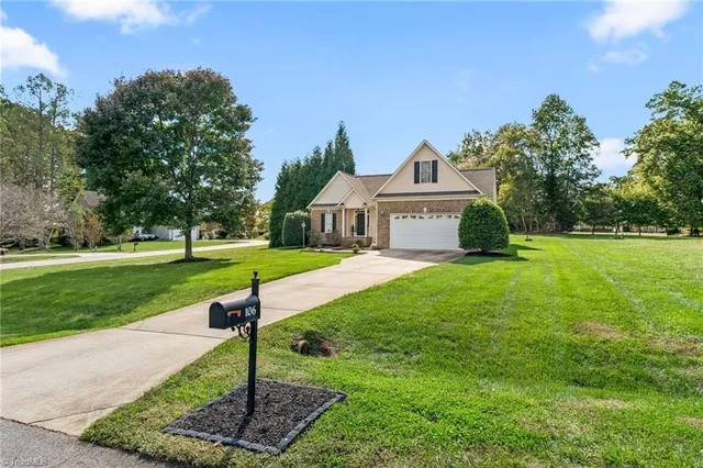 $399,900 | 106 Stonegate Court, Reidsville, NC 27320