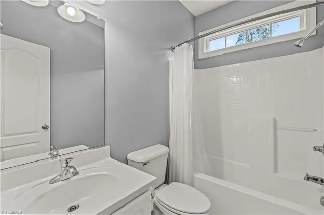 $399,900 | 106 Stonegate Court, Reidsville, NC 27320