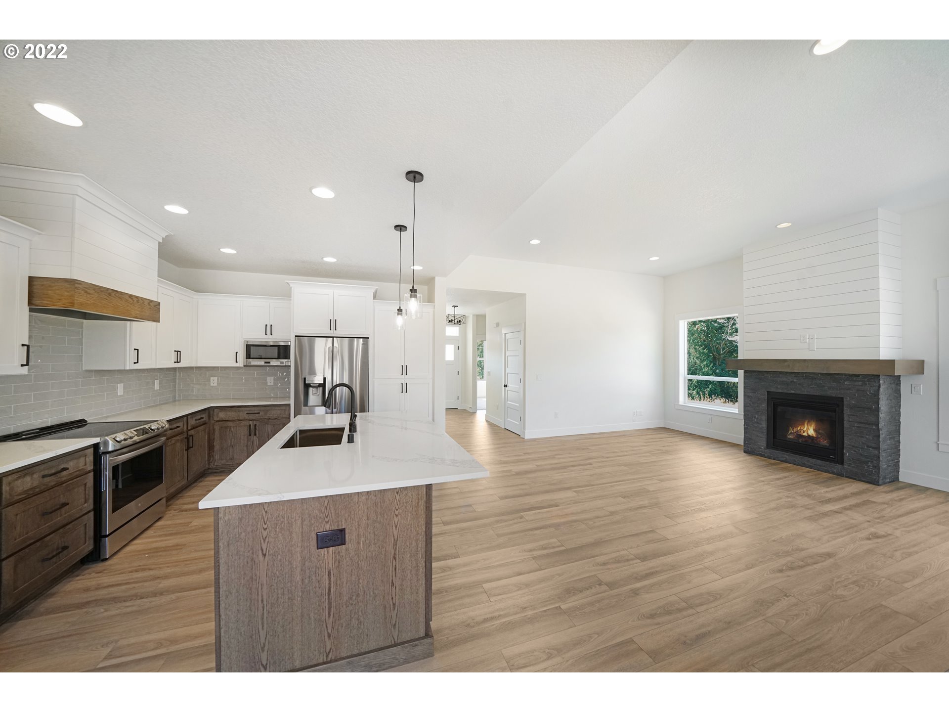 343 Witherbee Road Kelso, WA 98626 - Photo 7 of 32 Gallery Image 7