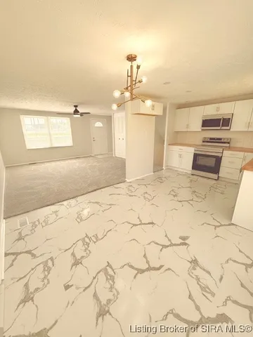 $269,900 | 2116 Highway 56, Scottsburg, IN 47170