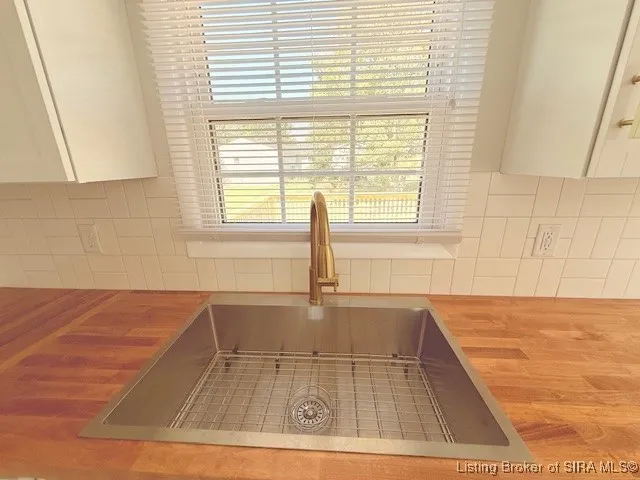 $269,900 | 2116 Highway 56, Scottsburg, IN 47170