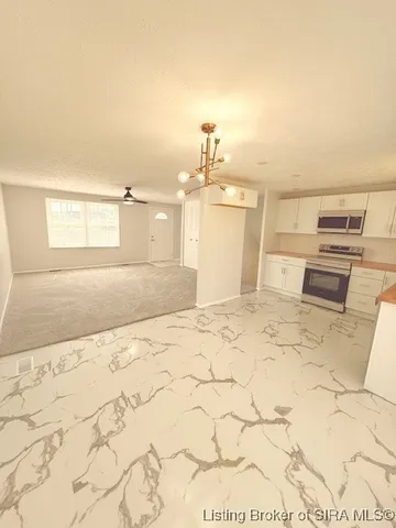 $269,900 | 2116 Highway 56, Scottsburg, IN 47170